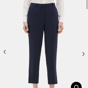Theory treeca pant in navy crepe fabric, euc, worn a handful of times, size 2